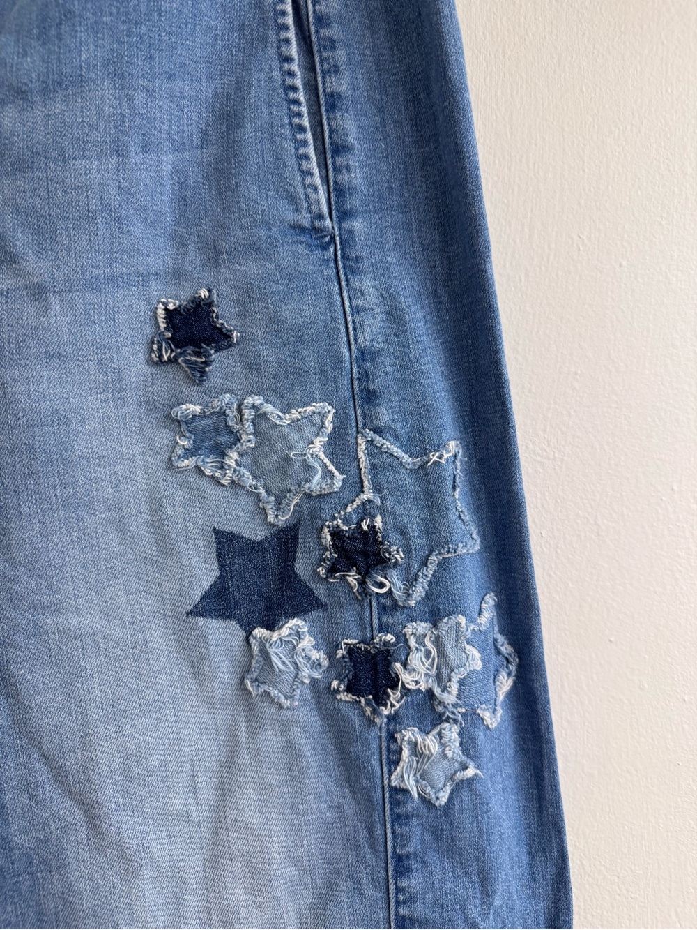 Pilcro Blue Denim Star-Appliqué Wide Leg Jeans - Picture 3 of 5